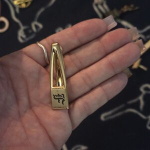 Vintage Chai Cufflink Single Hebrew Life Symbol Gold Tone Jewish Judaica